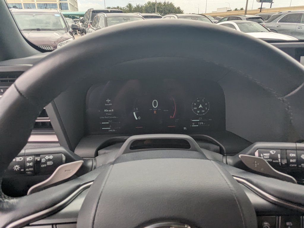 Used 2024 Lexus GX 550 AWD/4WD image 16