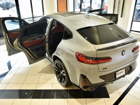 Used 2022 BMW X4 M40i AWD/4WD image 8