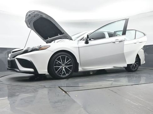 Used 2024 Toyota Camry SE image 47