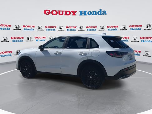 Certified 2024 Honda HR-V Sport image 6