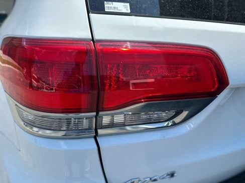 Used 2020 Jeep Grand Cherokee Summit AWD/4WD image 27