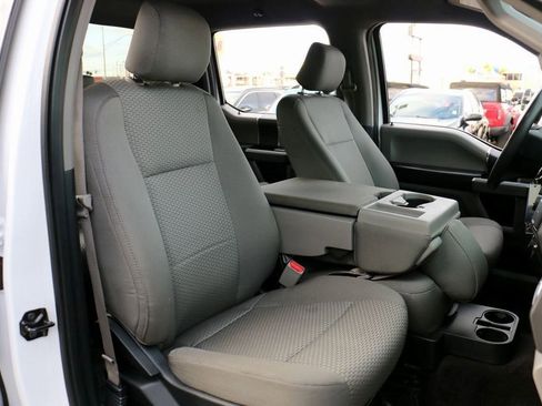 Used 2016 Ford F150 XLT image 33