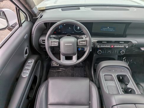 Used 2026 Hyundai Palisade Calligraphy FWD image 19