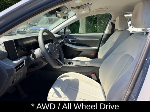 Certified 2024 Hyundai Sonata SEL AWD/4WD image 11