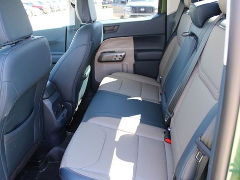 Used 2025 Ford Maverick Lariat image 24