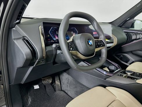 Used 2025 BMW X3 xDrive30i w/ Premium Package AWD/4WD image 9