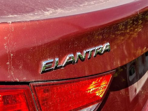 Used 2012 Hyundai Elantra GLS w/ Preferred Pkg 3 image 3