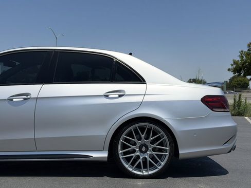 Used 2014 Mercedes-Benz E 350 Sedan image 8