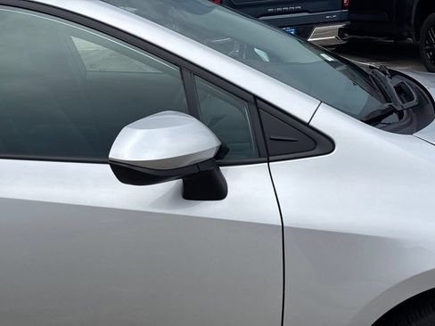 Used 2024 Toyota Corolla LE FWD image 9