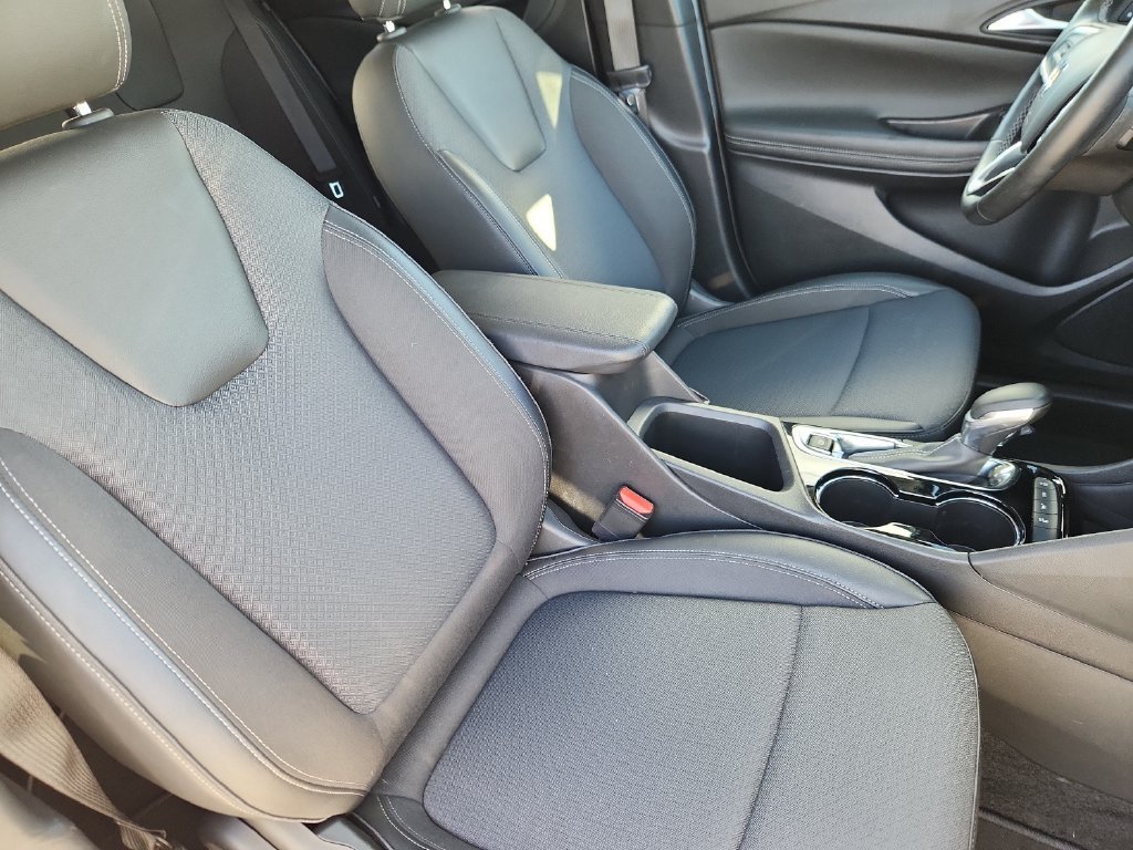 Used 2025 Buick Encore GX Preferred AWD/4WD image 13