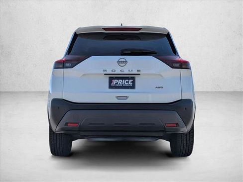 Used 2023 Nissan Rogue S image 6