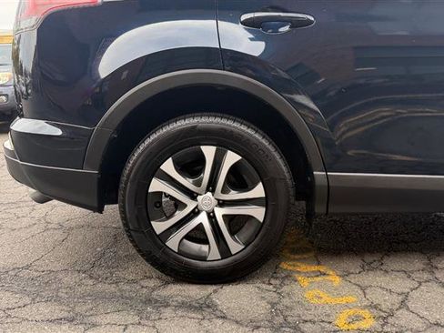 Used 2017 Toyota RAV4 LE image 6