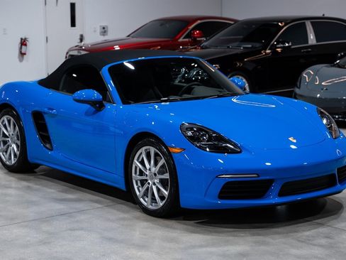 Used 2022 Porsche 718 Boxster RWD image 14