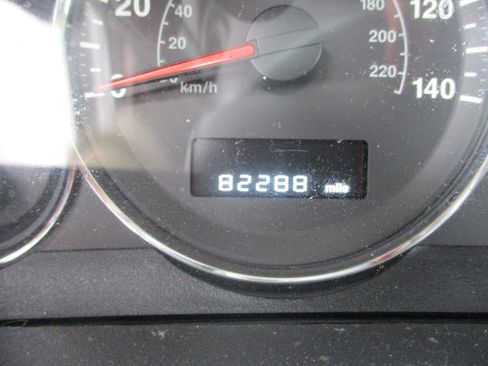 Used 2008 Jeep Grand Cherokee Laredo AWD/4WD image 13