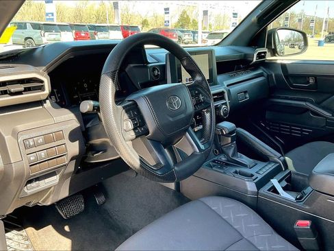 Used 2024 Toyota Tacoma SR image 13