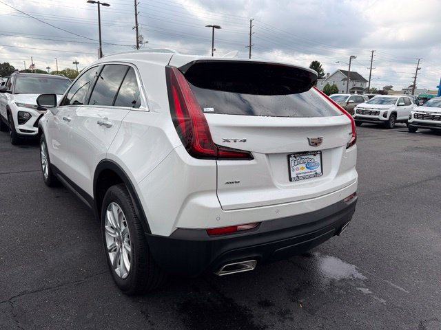 Certified 2023 Cadillac XT4 Luxury w/ Cold Weather Package AWD/4WD image 7