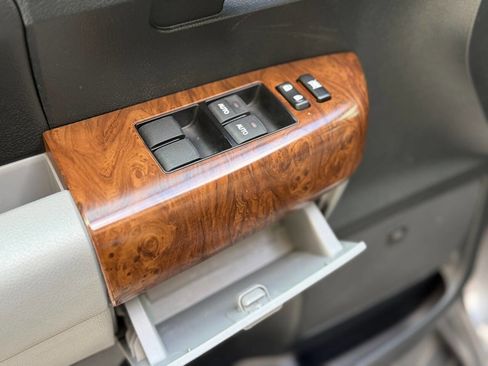 Used 2012 Toyota Tundra Limited w/ Platinum Pkg image 55