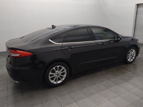 Used 2020 Ford Fusion SE FWD image 10