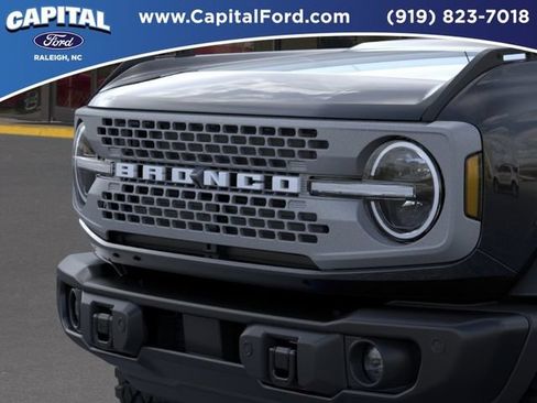 New 2026 Ford Bronco Badlands AWD/4WD image 19