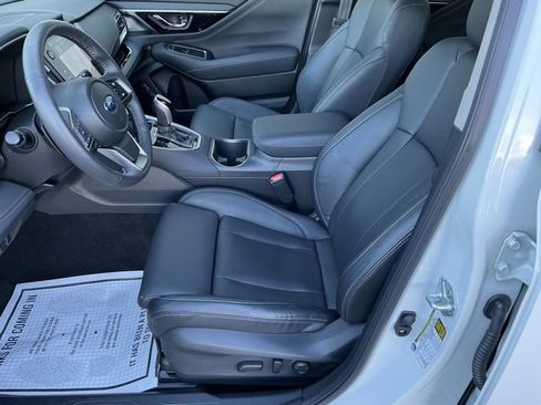 Used 2025 Subaru Outback Touring image 12