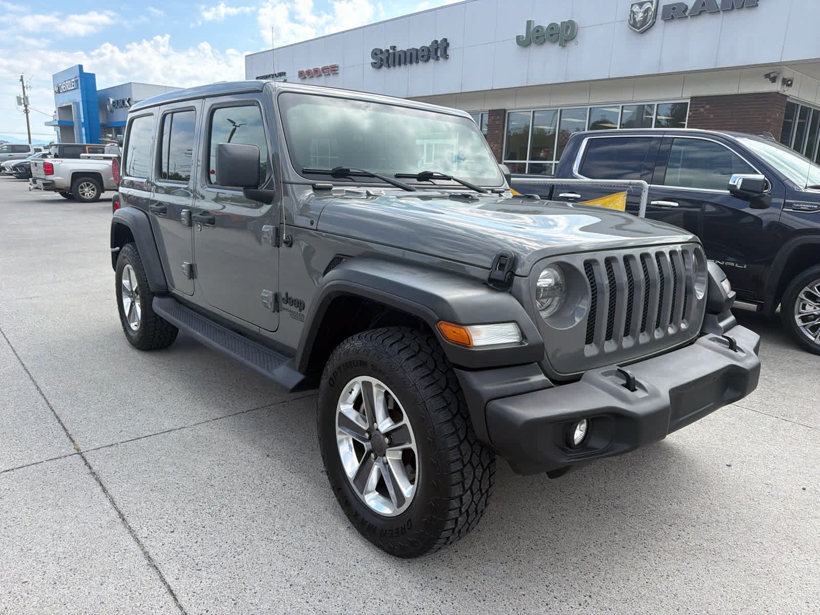 Used 2021 Jeep Wrangler Unlimited Sport w/ Sun And Sound Package AWD/4WD image 4