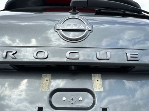 Certified 2026 Nissan Rogue SV image 10