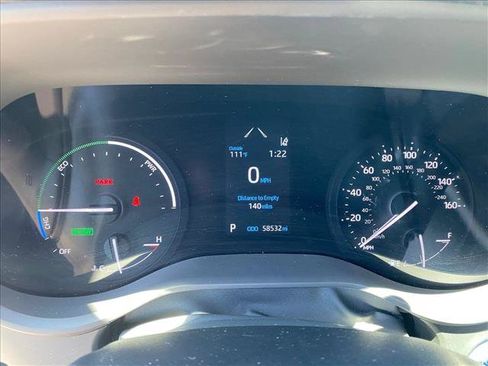 Used 2023 Toyota Sienna LE FWD image 13