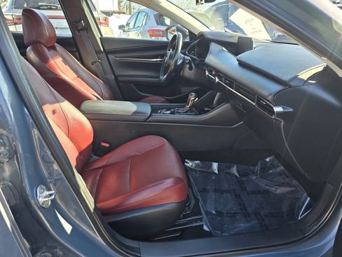 Used 2023 MAZDA MAZDA3 s image 11