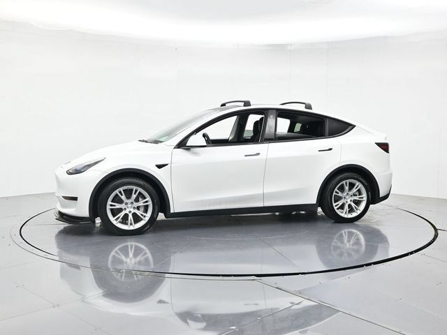 Used 2022 Tesla Model Y Long Range AWD/4WD image 6
