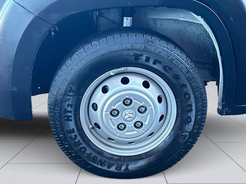 Used 2023 RAM ProMaster 2500 image 9