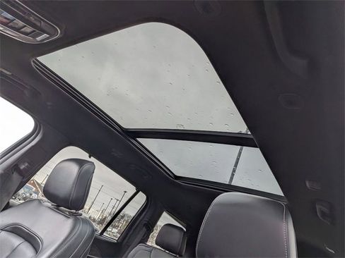 Certified 2024 Jeep Grand Cherokee L Limited w/ Luxury Tech Group II image 14