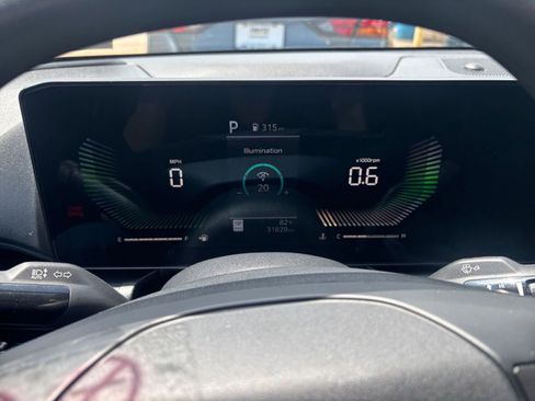 Used 2025 Kia K4 FWD image 39