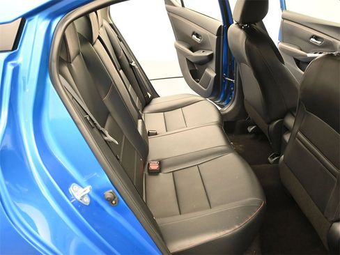 Used 2024 Nissan Sentra SR w/ SR Premium Package image 19