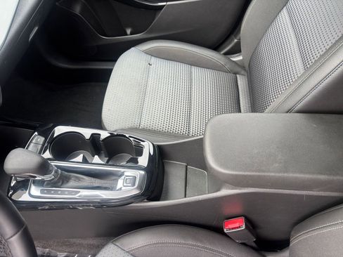 Used 2025 Chevrolet Trax LT w/ LT Convenience Package image 42