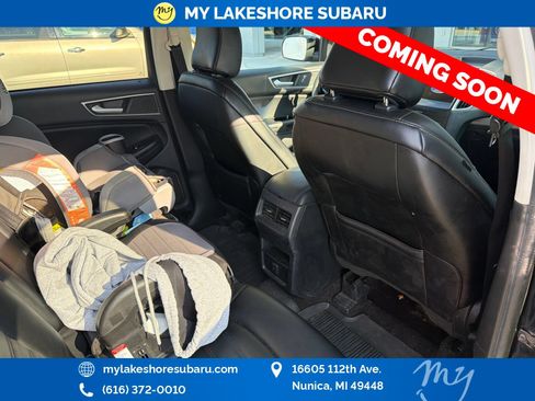 Used 2020 Ford Edge SEL w/ Cold Weather Package AWD/4WD image 15