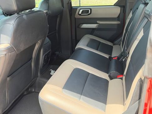 Used 2023 Ford Bronco Wildtrak AWD/4WD image 12