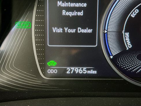 Used 2024 Lexus ES 300h w/ Premium Package FWD image 12