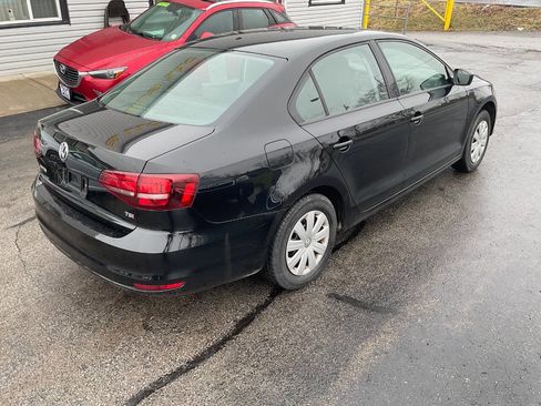 Used 2016 Volkswagen Jetta S image 11