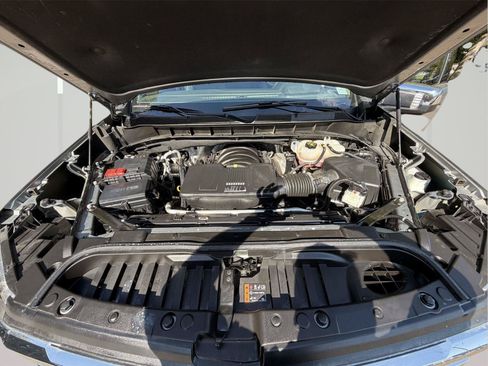 Used 2023 Chevrolet Silverado 1500 LTZ AWD/4WD image 19