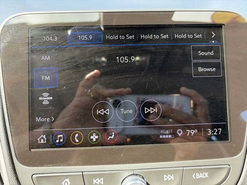 Used 2023 Chevrolet Malibu LT FWD image 12