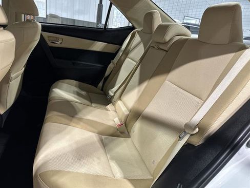 Used 2017 Toyota Corolla LE image 19