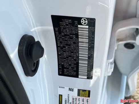 Certified 2025 Toyota Corolla XSE FWD image 33