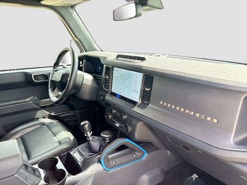 Used 2025 Ford Bronco Badlands AWD/4WD image 27