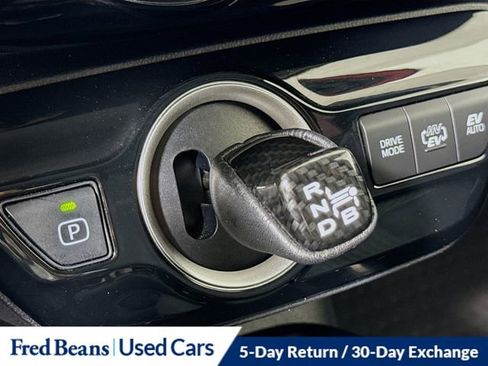 Used 2022 Toyota Prius Prime LE image 17