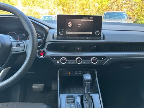 Used 2024 Honda CR-V EX image 17