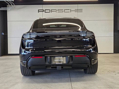 New 2026 Porsche Macan Turbo Electric AWD/4WD image 7