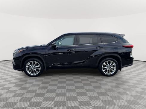 Used 2023 Toyota Highlander Limited AWD/4WD image 4
