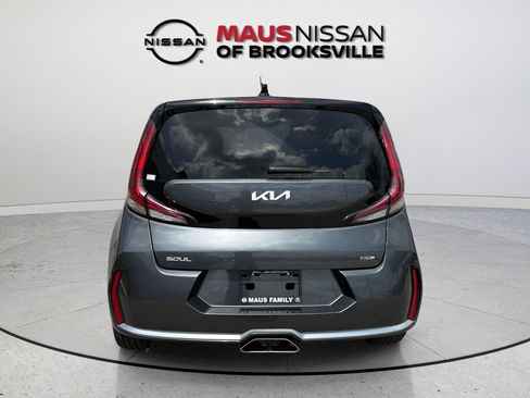Used 2023 Kia Soul GT-Line FWD image 7