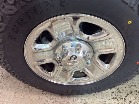 Used 2018 RAM 2500 Tradesman w/ Chrome Appearance Group AWD/4WD image 31