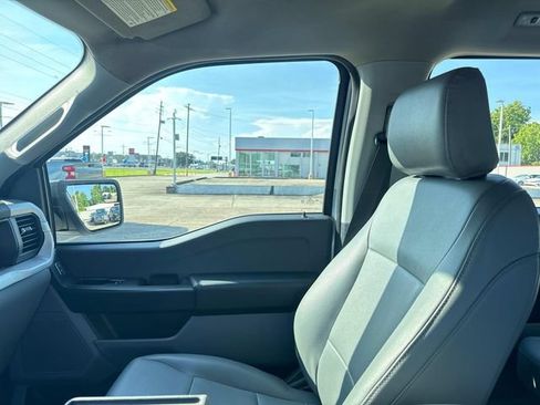 Used 2023 Ford F150 XL w/ Trailer Tow Package RWD image 23